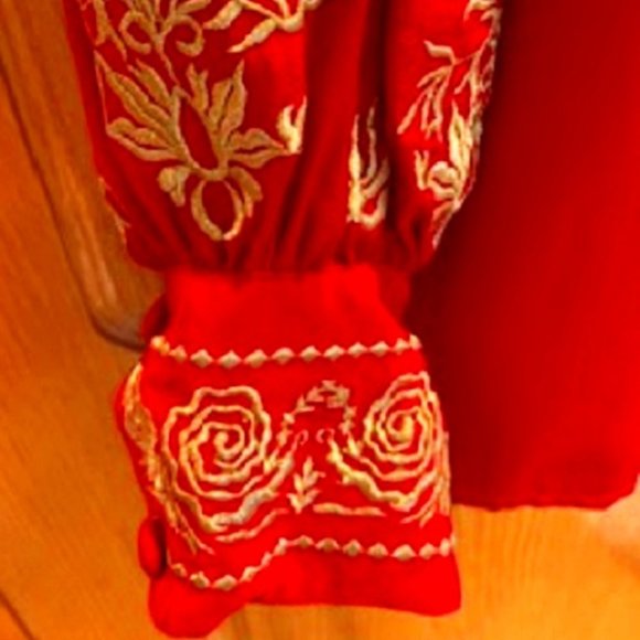 Vintage DVF Silk Red Blouse Gold Rose Embroidered - Picture 6 of 8